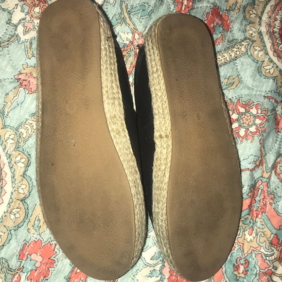 Seven 7 black and gold flats Sz 9 loafers - Picture 3 of 7